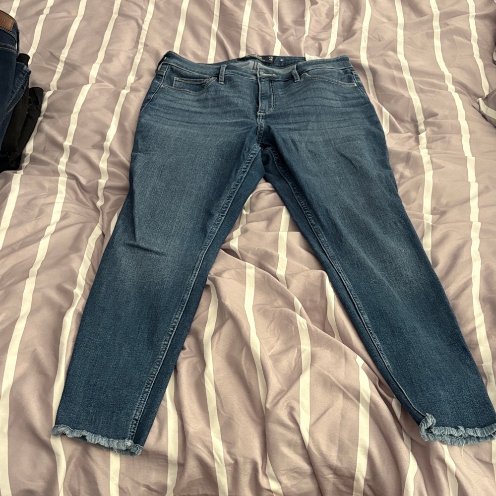 Hollister High Rise Supper skinny  Blue Jeans